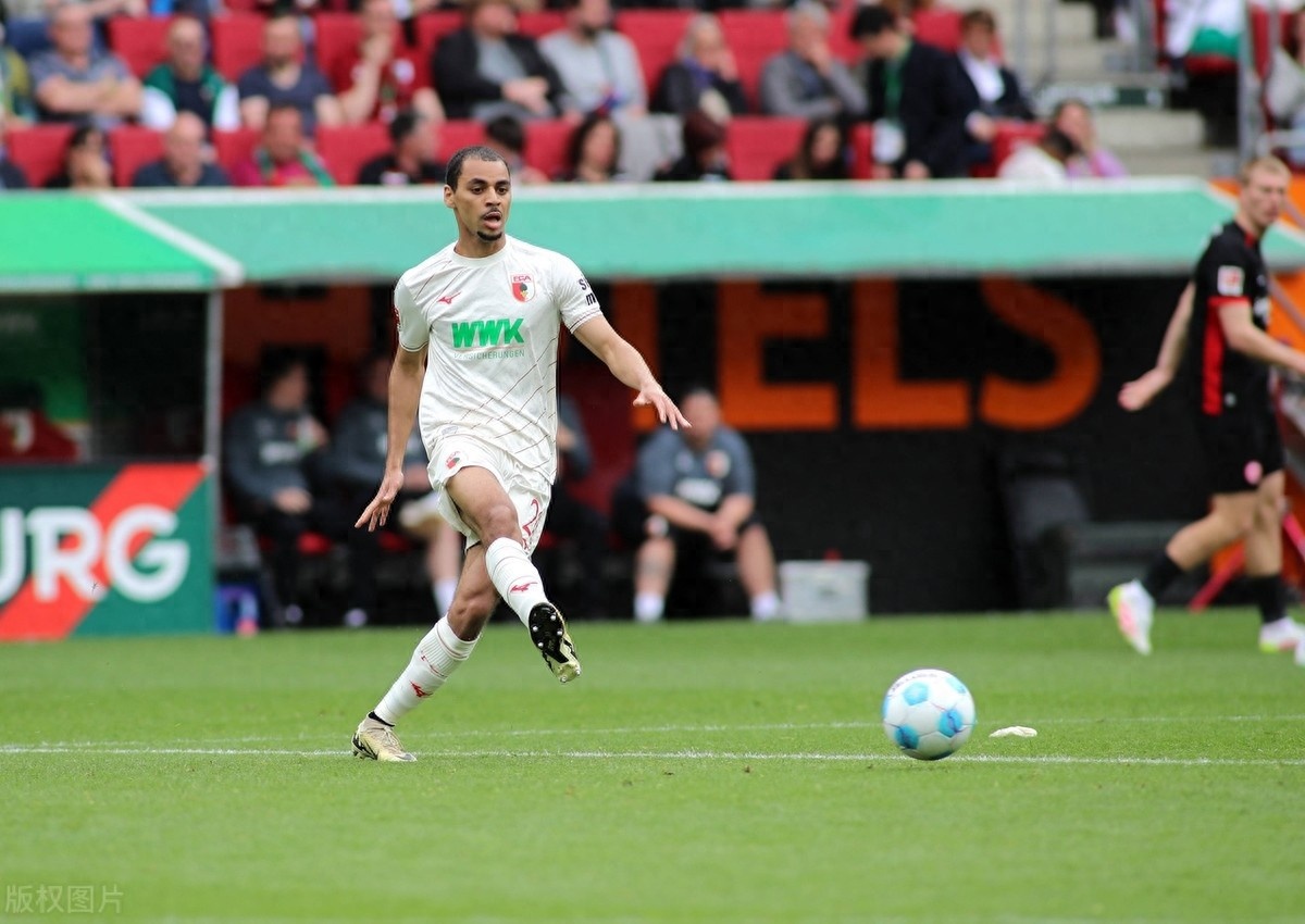 AG集团-法兰克福客场对决RB莱比锡，力争争取三分