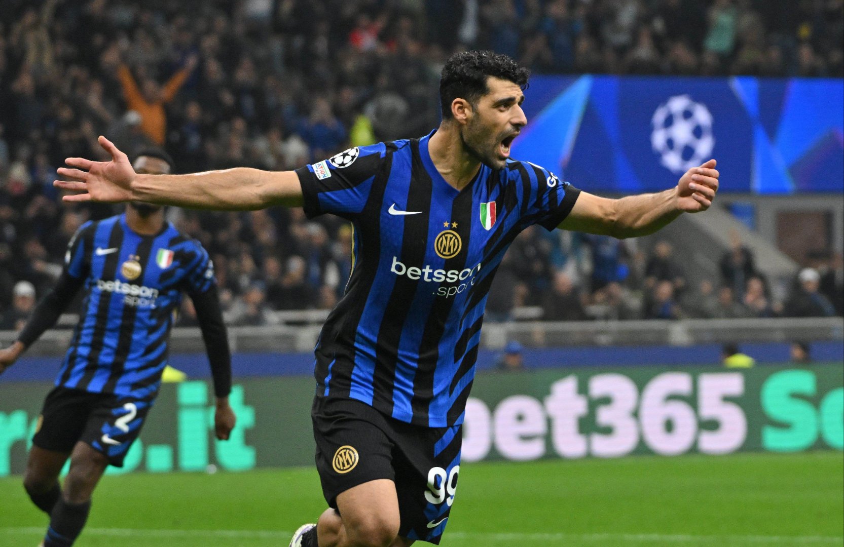 AG亚游app下载-国米主场大胜博洛尼亚，提前锁定胜局