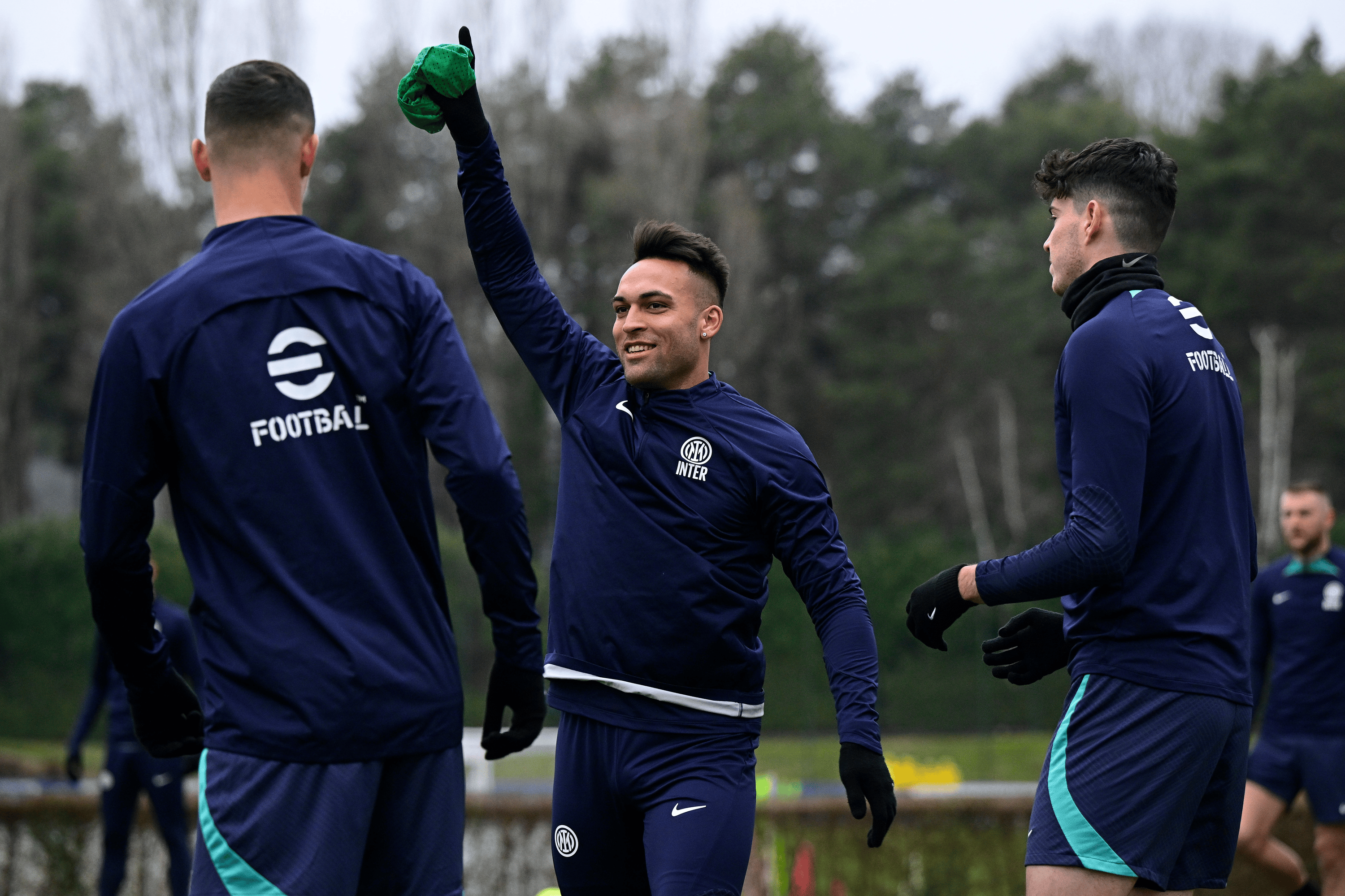 AG真人-国米中后卫在比赛中稳守如山，守住比赛胜利的简单介绍